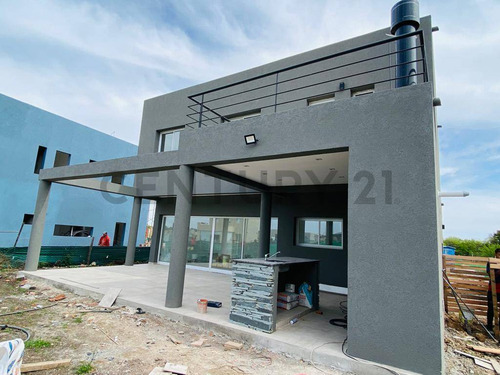 Imagen 2 de 30 de Casa En Venta Santa Lucia