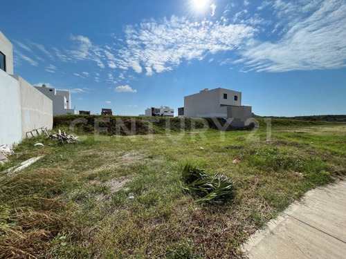 Terreno En Venta En Mazatlán Sinaloa, México. Fracc. Real Del Valle