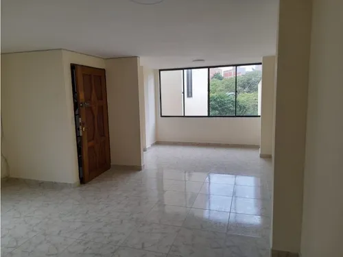 Excelente Apartamento,ubicado En El Sector Calasanz.