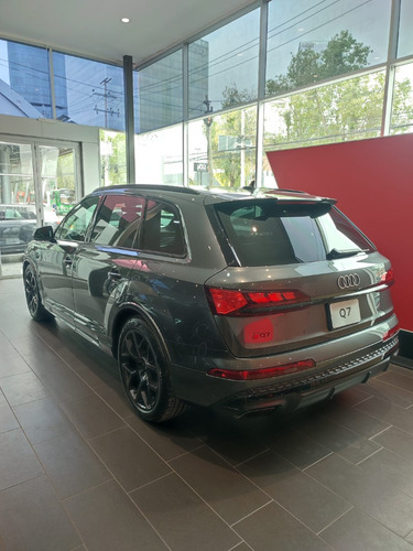 Q7 Sline Hibrida Nueva 2025