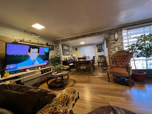Vendo Casa Esquina 2 Pisos En San Ramon 3 Dorm. 1 Baño 2 Est