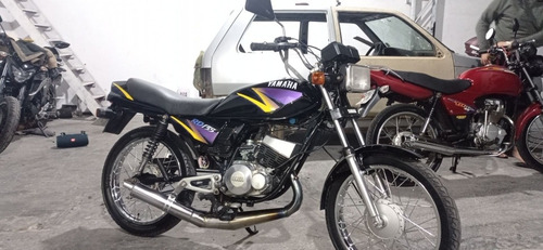 Imagem 2 de 5 de Yamaha Rd135cc