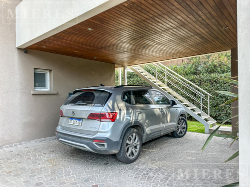 Casa En Venta En Olivos Golf Club
