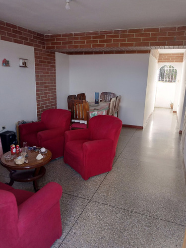 Imagen 2 de 18 de Venta De Apartamento En La Vega