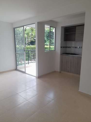 Venta Apartamento De 60mts2, En Bochalema, Sur De Cali, 10804.