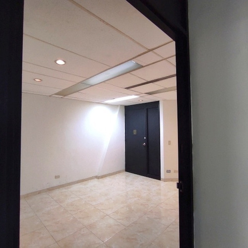 Imagen 8 de 12 de Venta Ó Alquiler - Oficina - Ccct Chuao