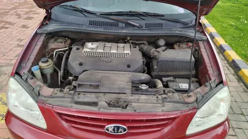 Kia Carens 2.0 Lx