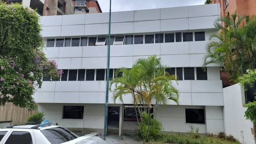 En Venta Edificio Frente A La Clinica Sanatrix, Campo Alegre 