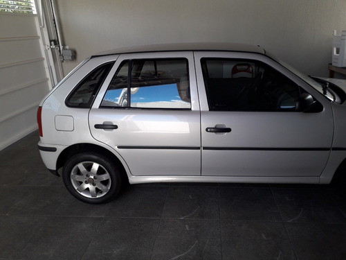 Volkswagen Gol 2000 1.0 16v 5p