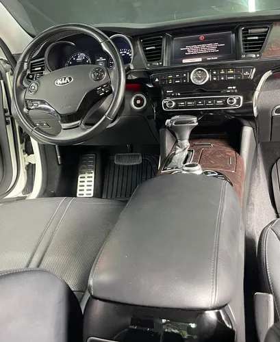 Kia Quoris 3.8 Lx