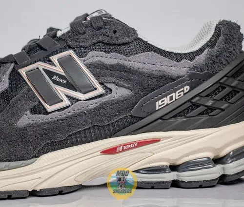 New Balance 1906d Protection Pack - Black New Balance 1906d Protection Pack - Black