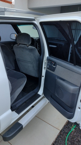 Imagem 2 de 12 de Chevrolet S10 2011 2.4 Rodeio Cab. Dupla 4x2 Flexpower 4p
