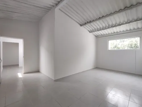 Local En Arriendo En Latino. Cod A30090
