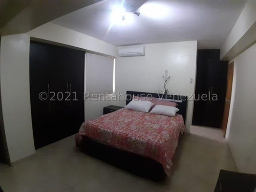 Imagen 25 de 30 de Apartamento En Venta Barquisimeto, Zona Oeste, Cercano A Comercio, Bellas Areas Comunes. Inf. 0424-5620928 Flex 22-12226 Z27
