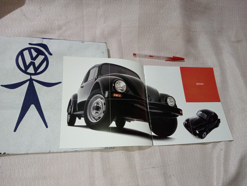 Folleto Volkswagen Sedán Volchito 2001. 100% Original. (Usado)