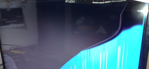 Imagen 4 de 10 de Tv Televisor Upstar 32 P32es8 Nuevo Pantalla Partida