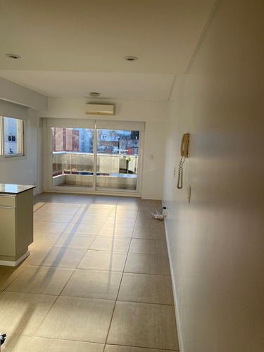 Alquiler 3 Ambientes Con 2 Baños Y Amenities Humboldt 2457