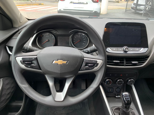 Chevrolet Onix plus 1.0 Lt 2 4P