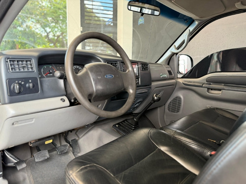 Ford F-250 XLT 4x2 3.9 (Cab Dupla)