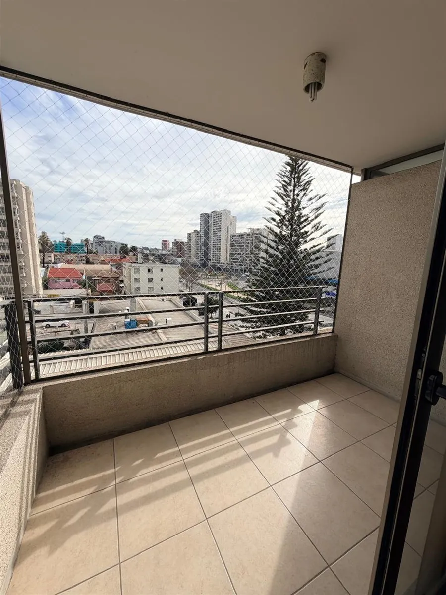 Imagen 1 de 12 de Arriendo Departamento Calle Alvarez, Edificio Boulevard 1d1b