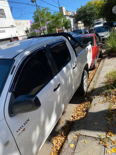 Toyota Hilux 2.5 Dx Pack Cab Doble 4x4 (2009) 2010