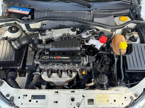 Chevrolet Corsa 1.8 Maxx Flex Power 5p