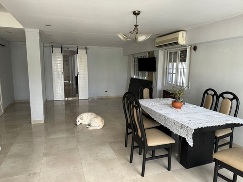 Venta Casa, Villa Ballester, 6 Ambientes, Pileta