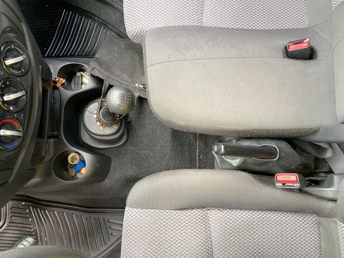Nissan Frontier 2.5 SABANERA 4X2