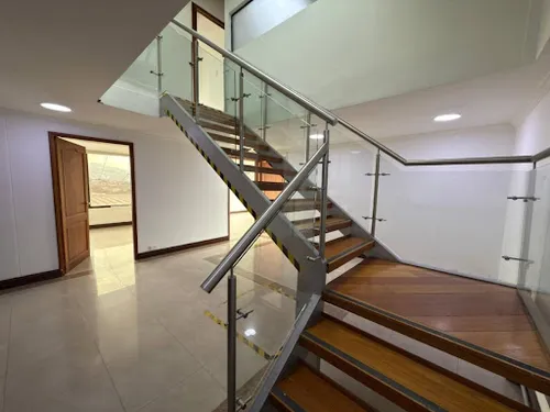 Oficinas En Arriendo Poblado 643-8292282