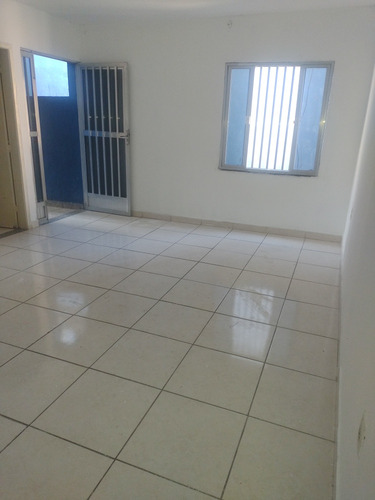 Apt 01 Quarto Parque Alian Sjm