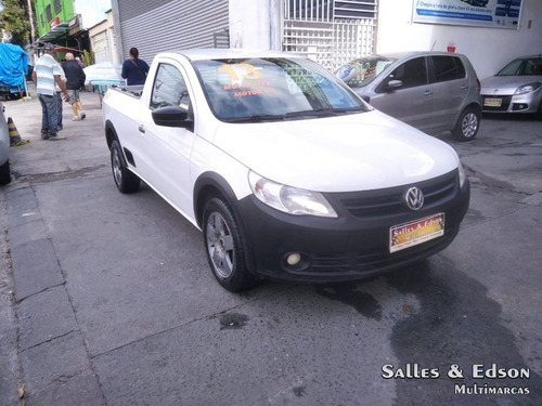 Imagem 1 de 12 de Vw Saveiro Cs 1.6 Flex 2013