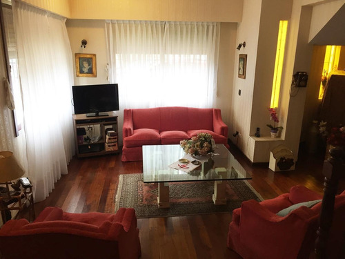 Imagen 3 de 30 de Casa En Venta 5 Ambientes Martinez