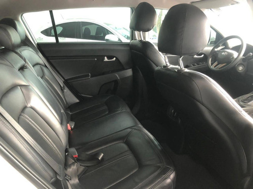 Imagem 8 de 8 de Kia Sportage 2.0 Lx 4x2 16v Flex 4p Automático