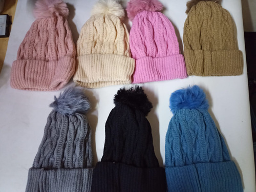 Gorro Con Pompon Viempiyi Unisex Rosa
