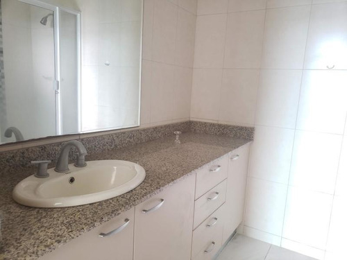 Imagen 8 de 13 de Venta De Apartamento En The Cosmopolitan, San Fco 20-8154