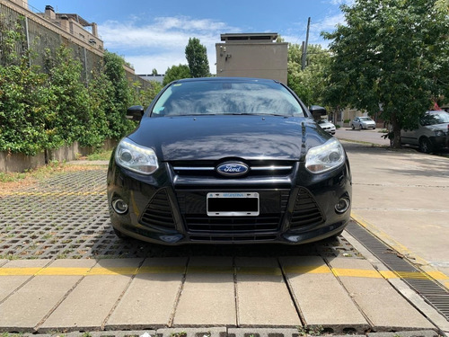 Ford Focus Titanium 5p Mt