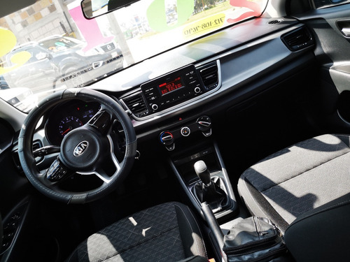 Imagen 9 de 15 de 2019 Kia Rio L
