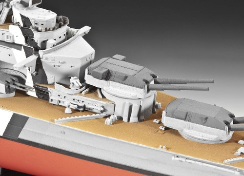 Imagen 3 de 7 de Acorazado Bismarck - 1/700 Revell 05098