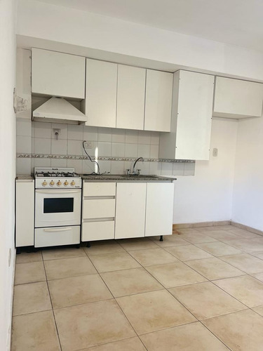 Imagen 2 de 9 de Departamento Monoambiente Al Frente.