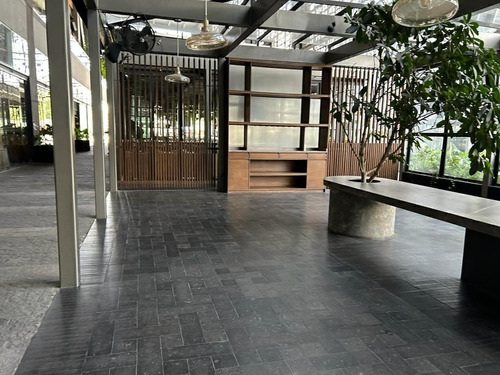 Local Comercial En Renta, Américas, 281 M2