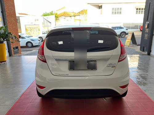 Imagem 5 de 16 de Ford - Fiesta Hatch 1.6 16v 4p Flex Titanium Powershift Aut