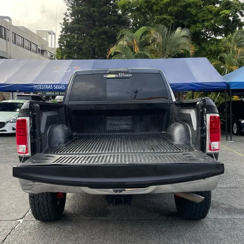 Dodge. Ram 2500