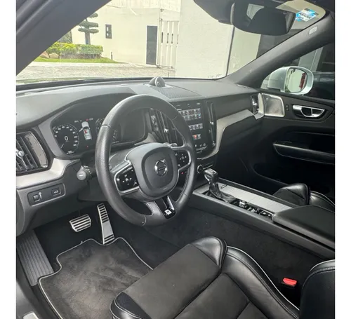 Volvo XC60 2.0 T6 R-design Awd At