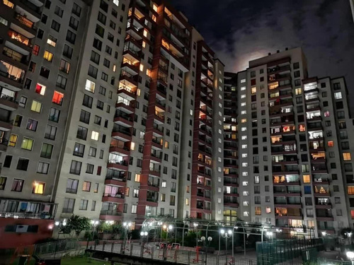 Arriendo Dpto A 3 Cuadras Del Metro En Barrio Patrimonial