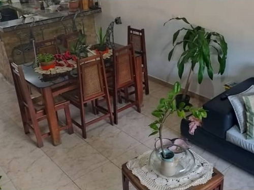Imagen 7 de 19 de Se Vende Casa En San Diego, Villa Monte Carmelo, Conjunto Cerrado, Excelente Ubicación Y Clima.