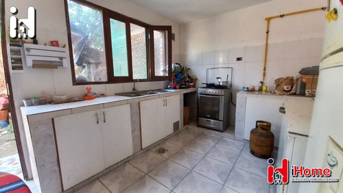 Imagen 6 de 9 de Bonita Casa En Venta En Urb. Lab - Próximo Udabol Km 8 Al Norte