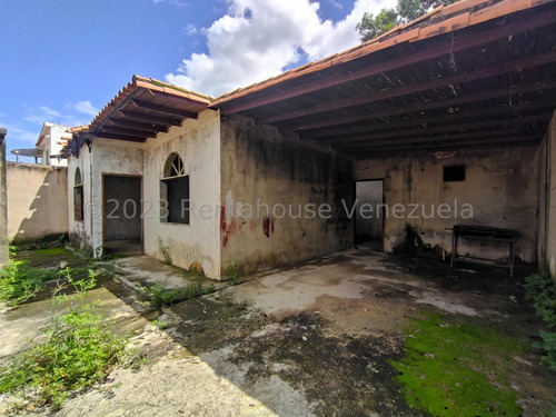 Casa En Venta En Conj Res La Floresta Turmero Aragua 24-15088 Irrr