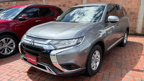 Mitsubishi Outlander Kaiteki Sec 2,4 4x4 7P
