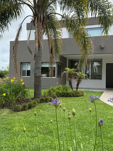 Casa En Alquiler Y En Venta En Terralagos Canning Ezeiza