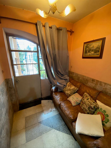 Casa En Venta En Colón Sobre Av. Garzón.